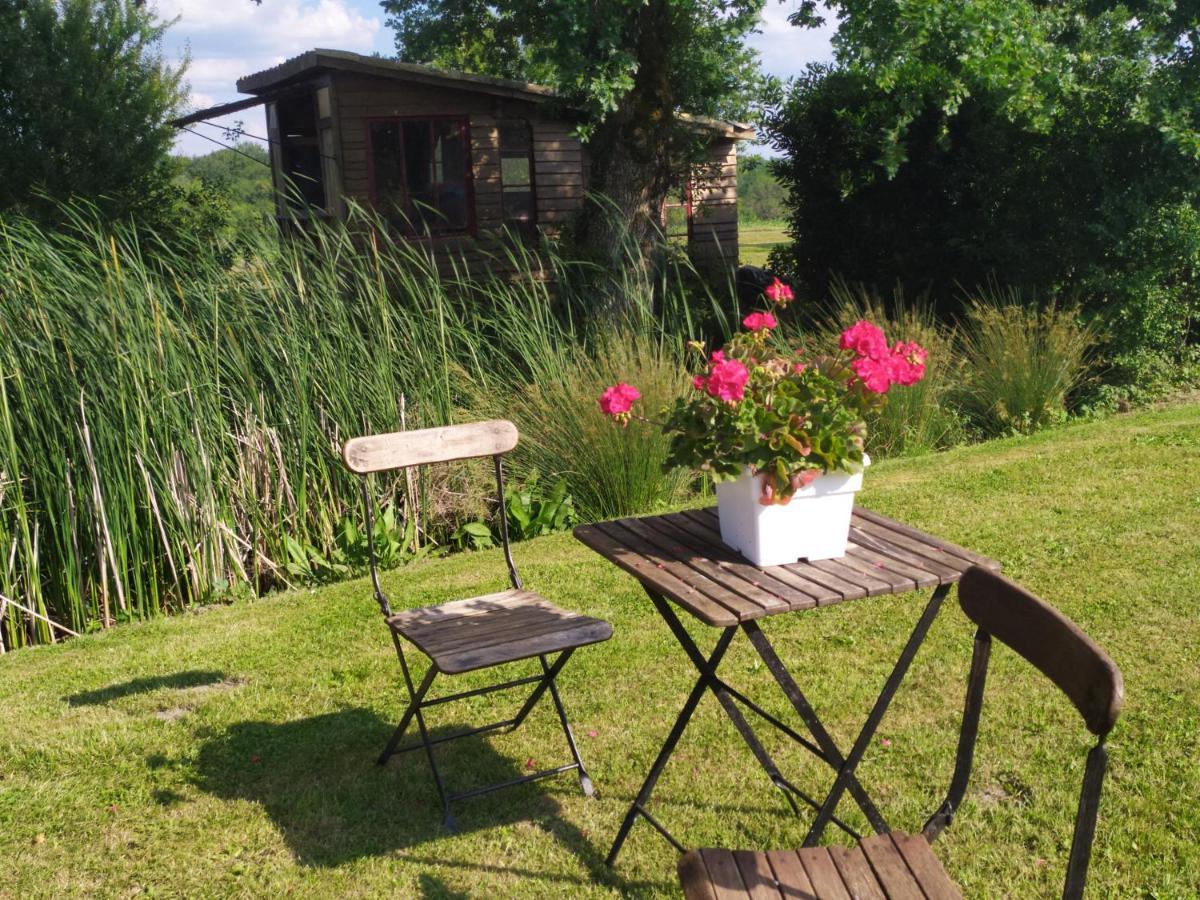 Gîte Cosy Grand confort dans un écrin de verdure Agudelle Exterior foto